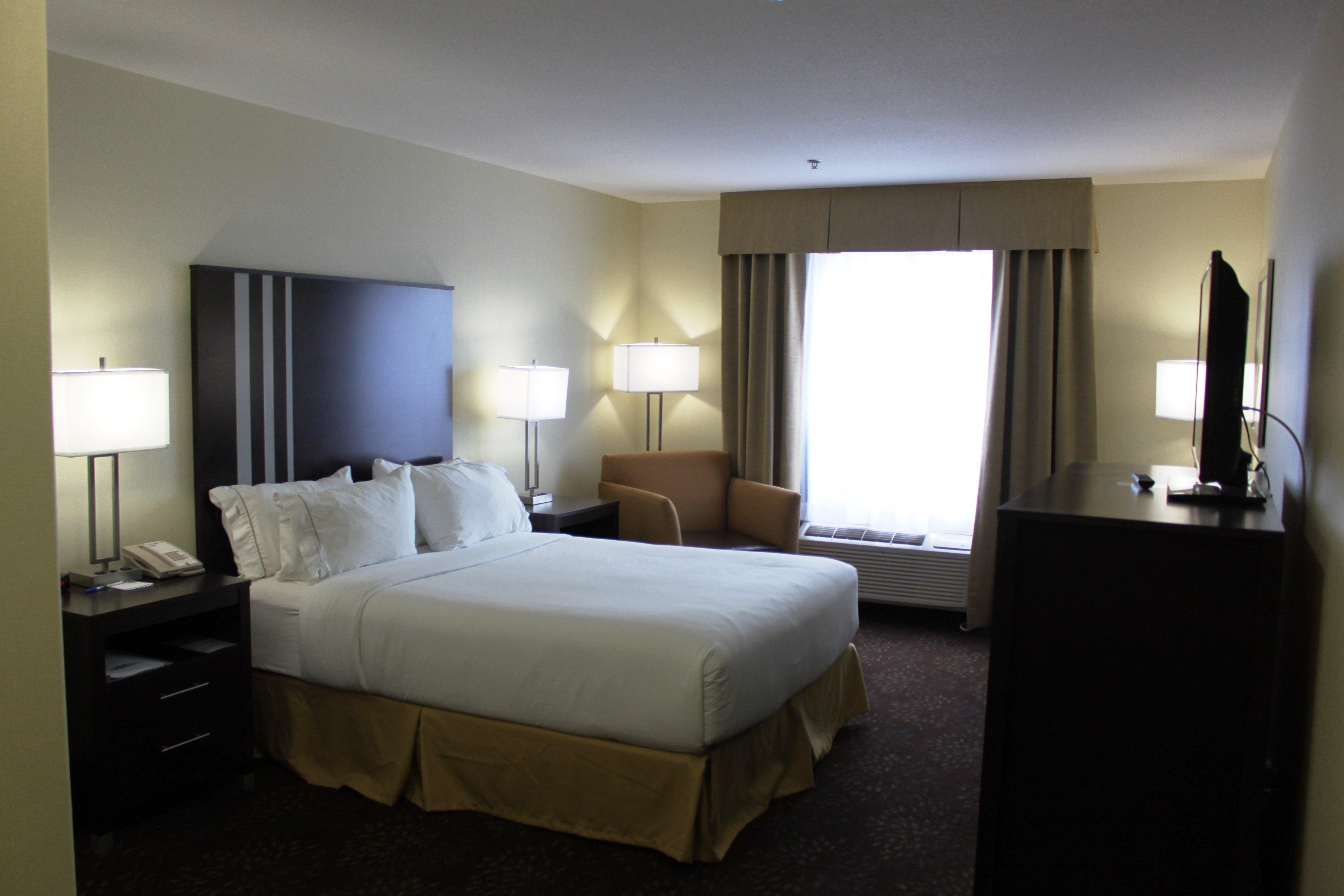Holiday Inn Express Yorkton East By Ihg Bagian luar foto
