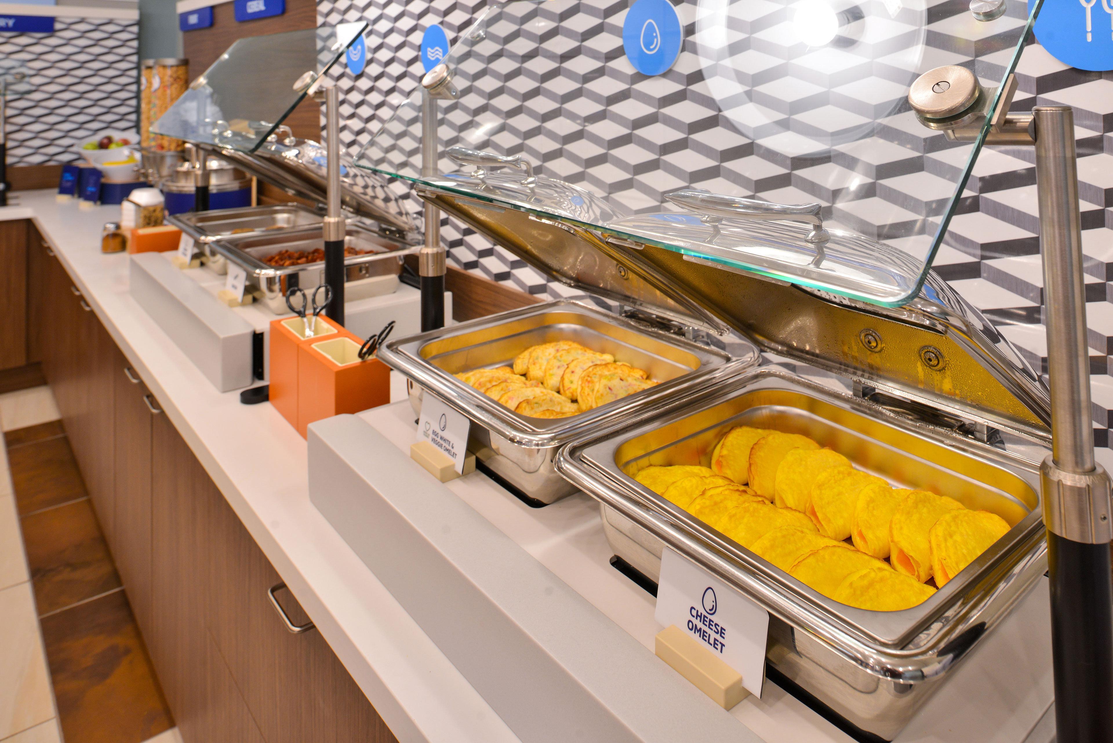 Holiday Inn Express Yorkton East By Ihg Bagian luar foto