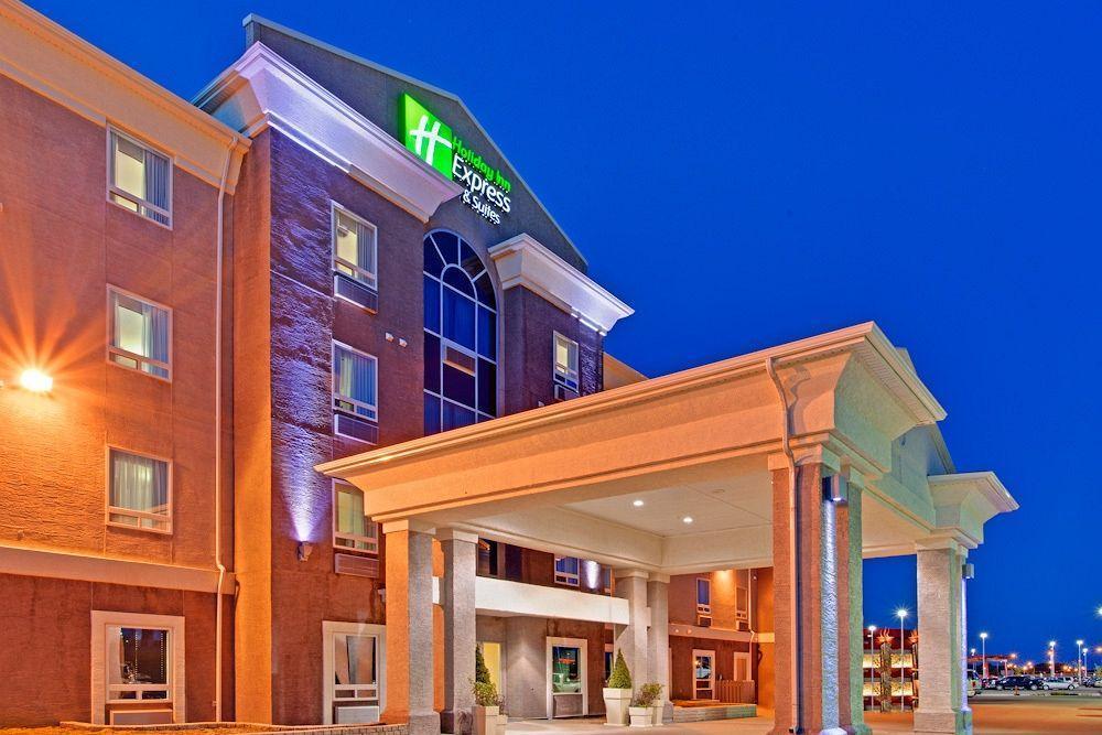 Holiday Inn Express Yorkton East By Ihg Bagian luar foto